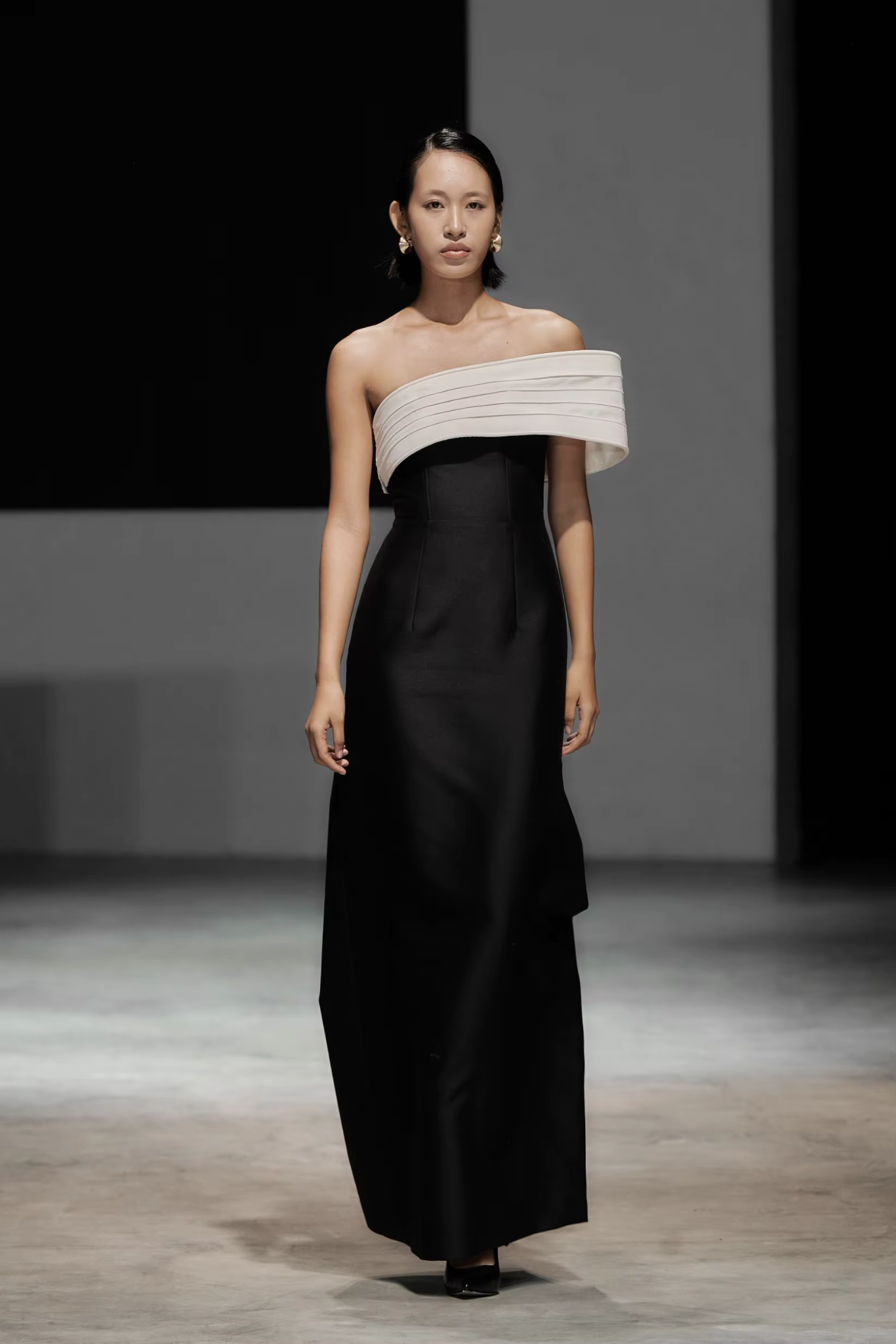 BLACKELLE — ISOLDE ONE-SHOULDER DRESS