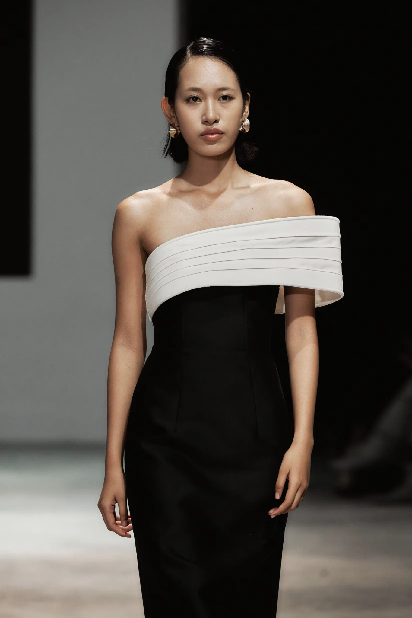 BLACKELLE — ISOLDE ONE-SHOULDER DRESS